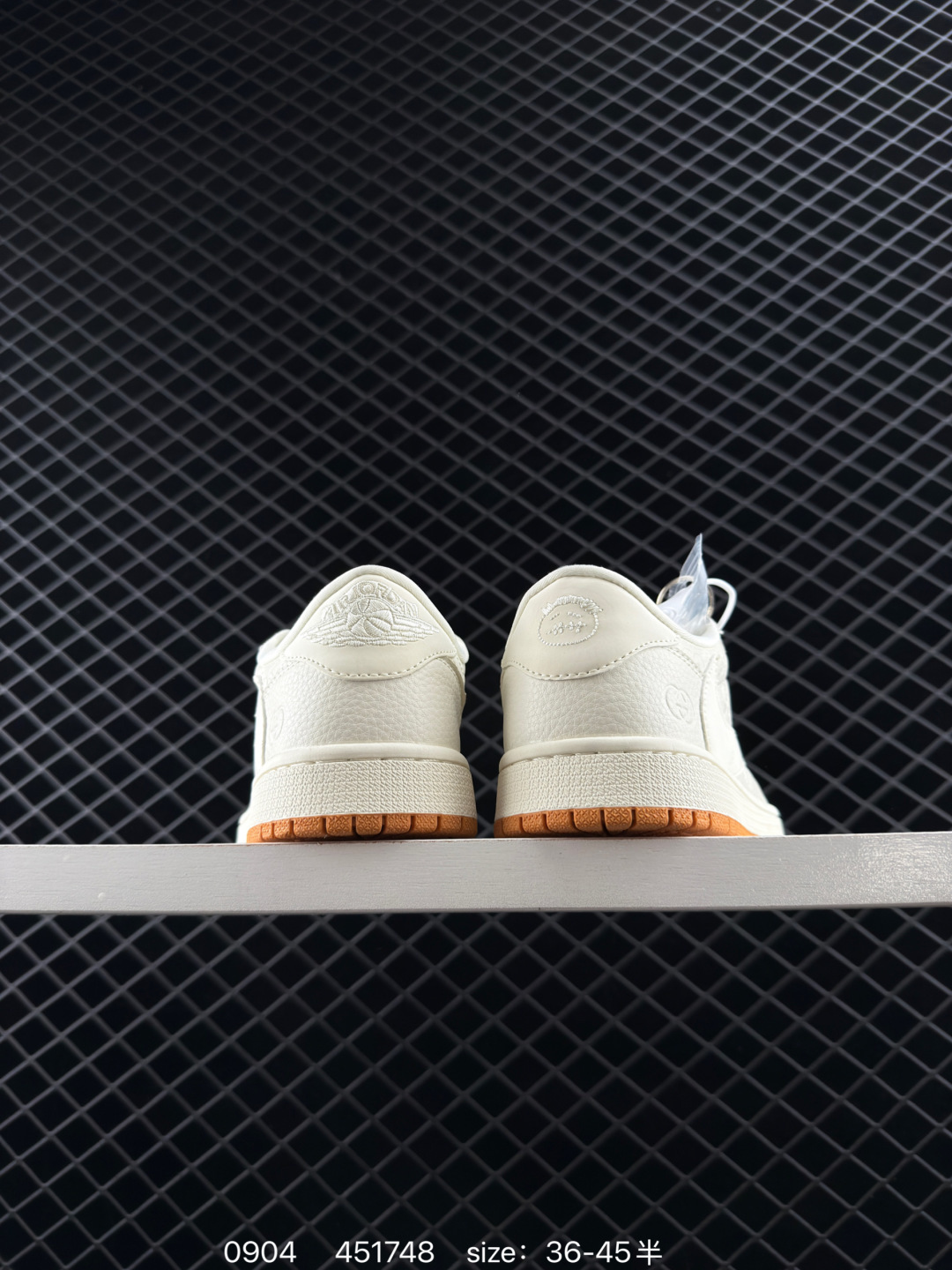 Travis Scott x Air Jordan 1 ” Reverse Mocha “